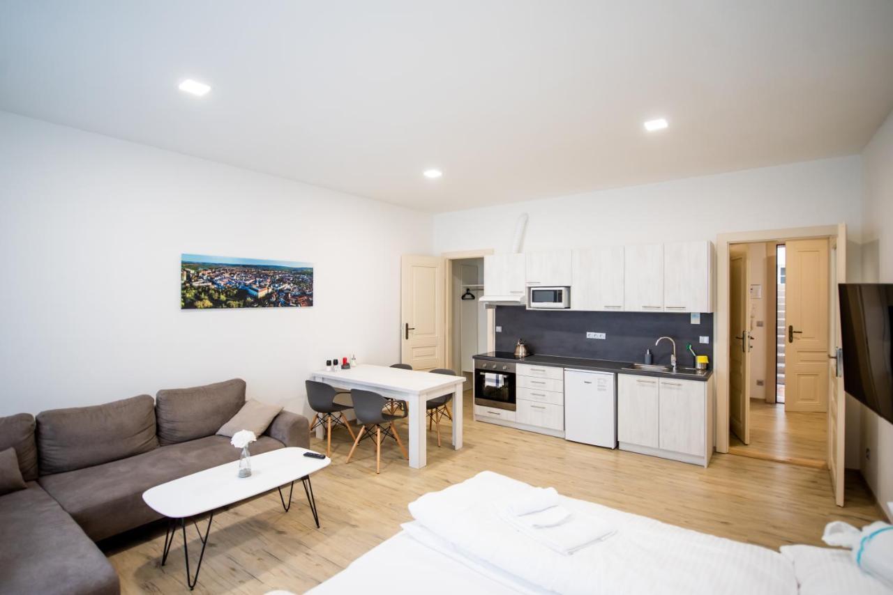 Apartmany Velke Namesti Kroměříž Dış mekan fotoğraf